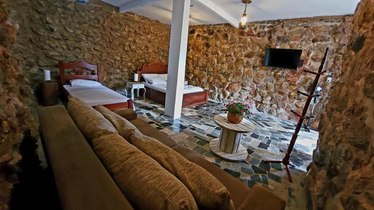 Fazenda Hotel Bem Ecologico Planaltina  Exteriör bild